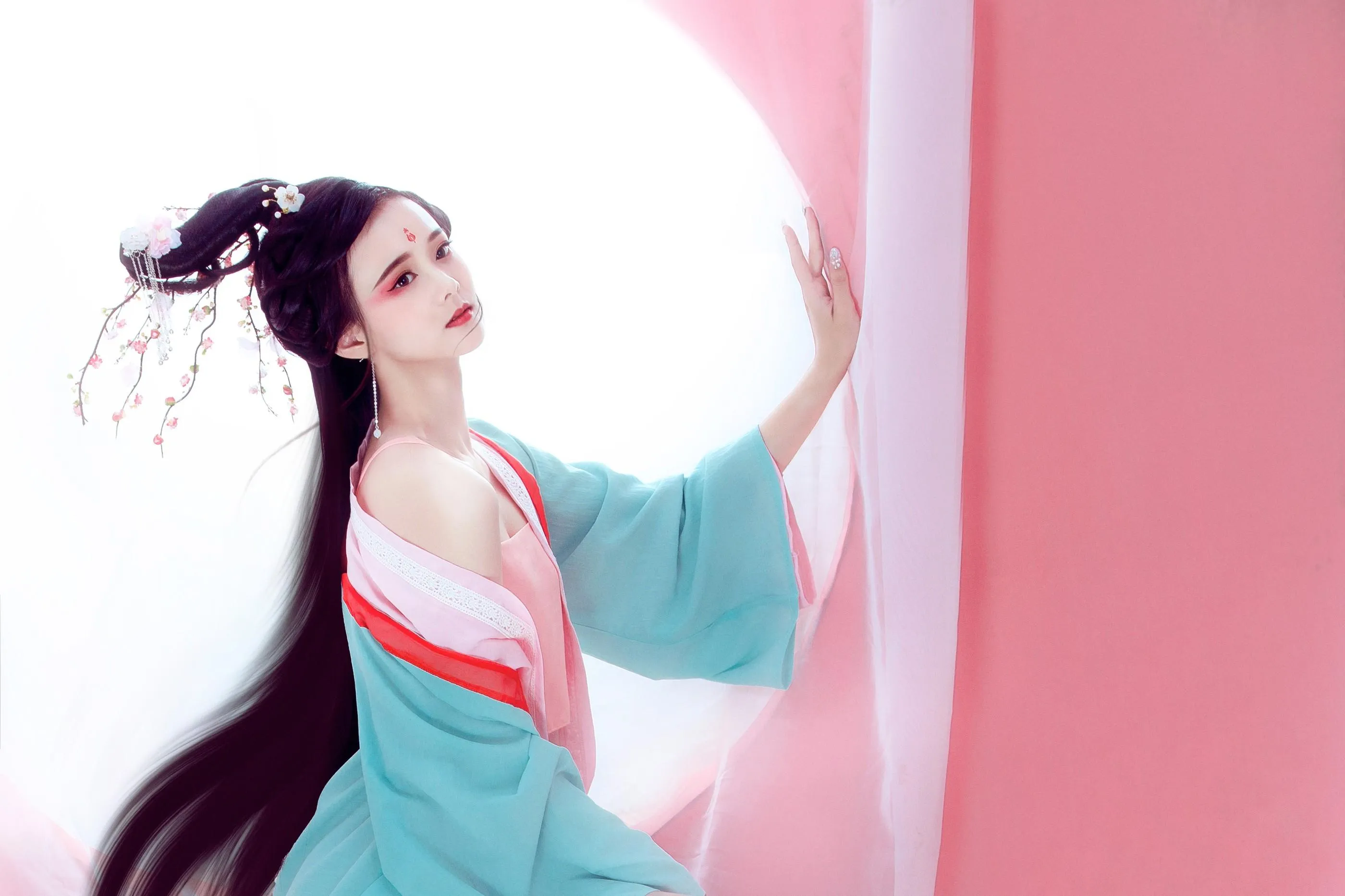[YITUYU艺图语]2022.02.04 花非花 欣宝 [22P]插图3